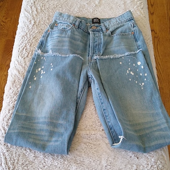 BDG Distressed Jeans - Picture 15 of 16